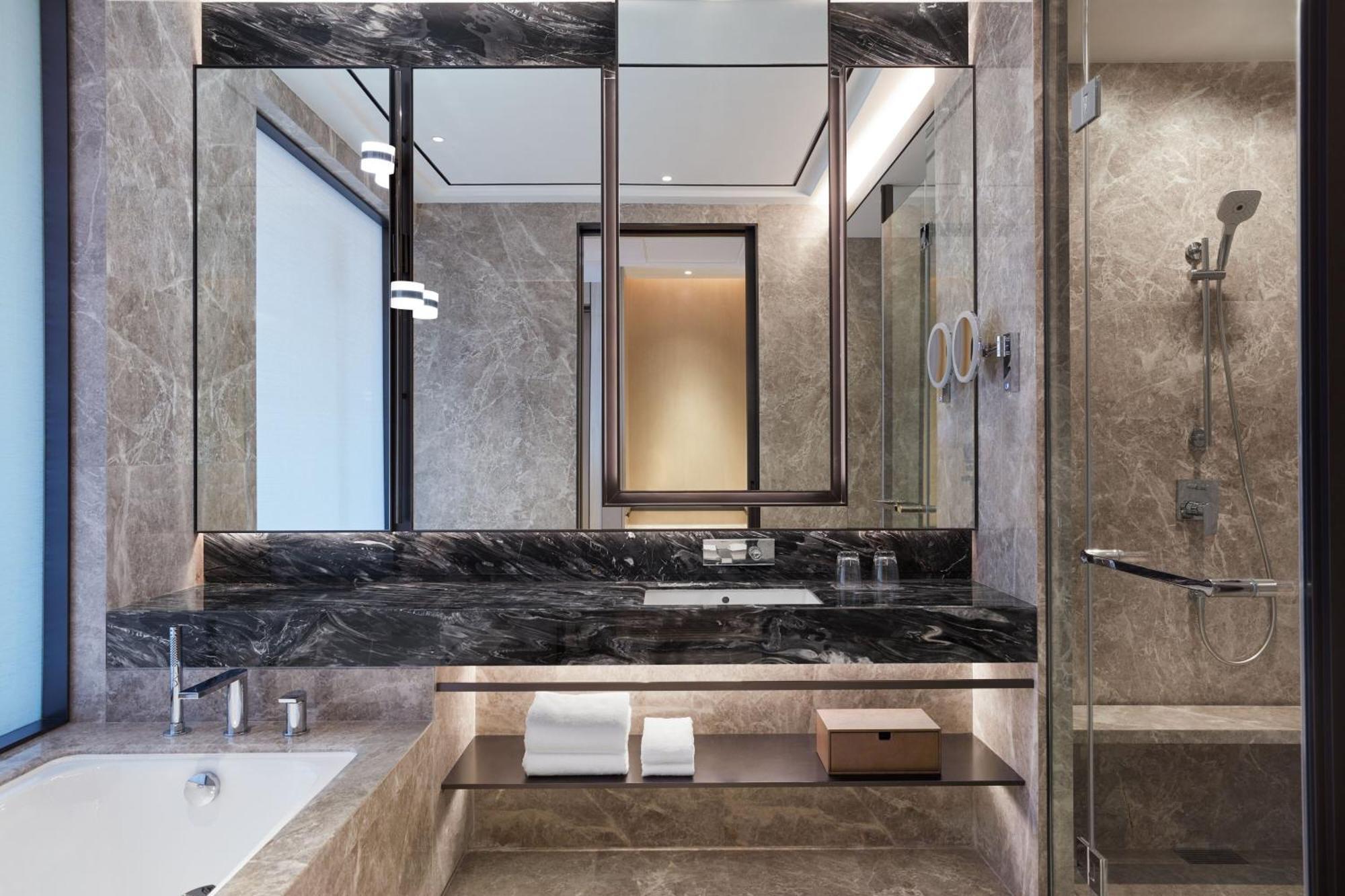 Sheraton Shanghai Fengxian Bagian luar foto